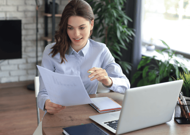 Customer using precise document translation services in Washington, ensuring accuracy for all types of legal documents.